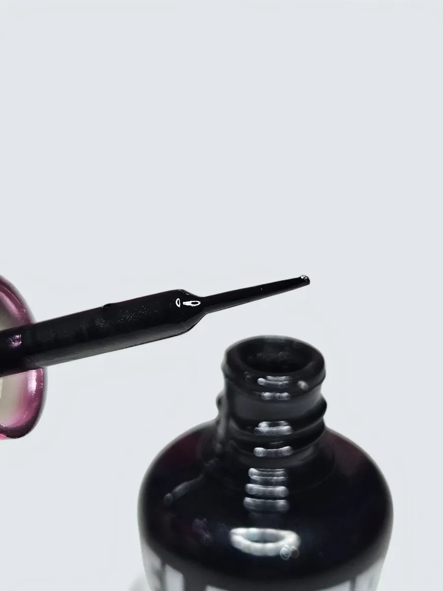 Miniatura 2 de Delineador liquido Eloise Liquid Smooth